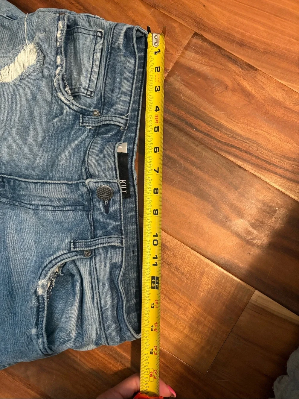 KUT from the Kloth Jane Long Shorts Size 6 High Rise Distressed Frayed 30 (1141)